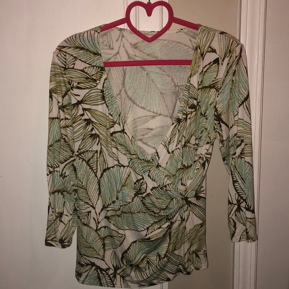 🛍 Leafy Blouse with Wrap Detail 💚